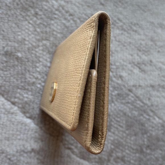 CHANEL 6 Key Card Holder Wallet Beige Leather - Picture 6 of 13